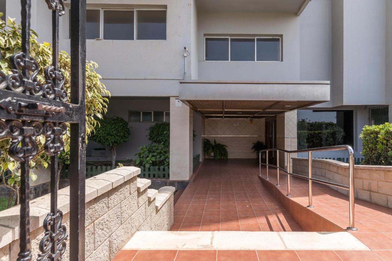Suite Homes Hesperides Garden Beach Малага Екстериор снимка