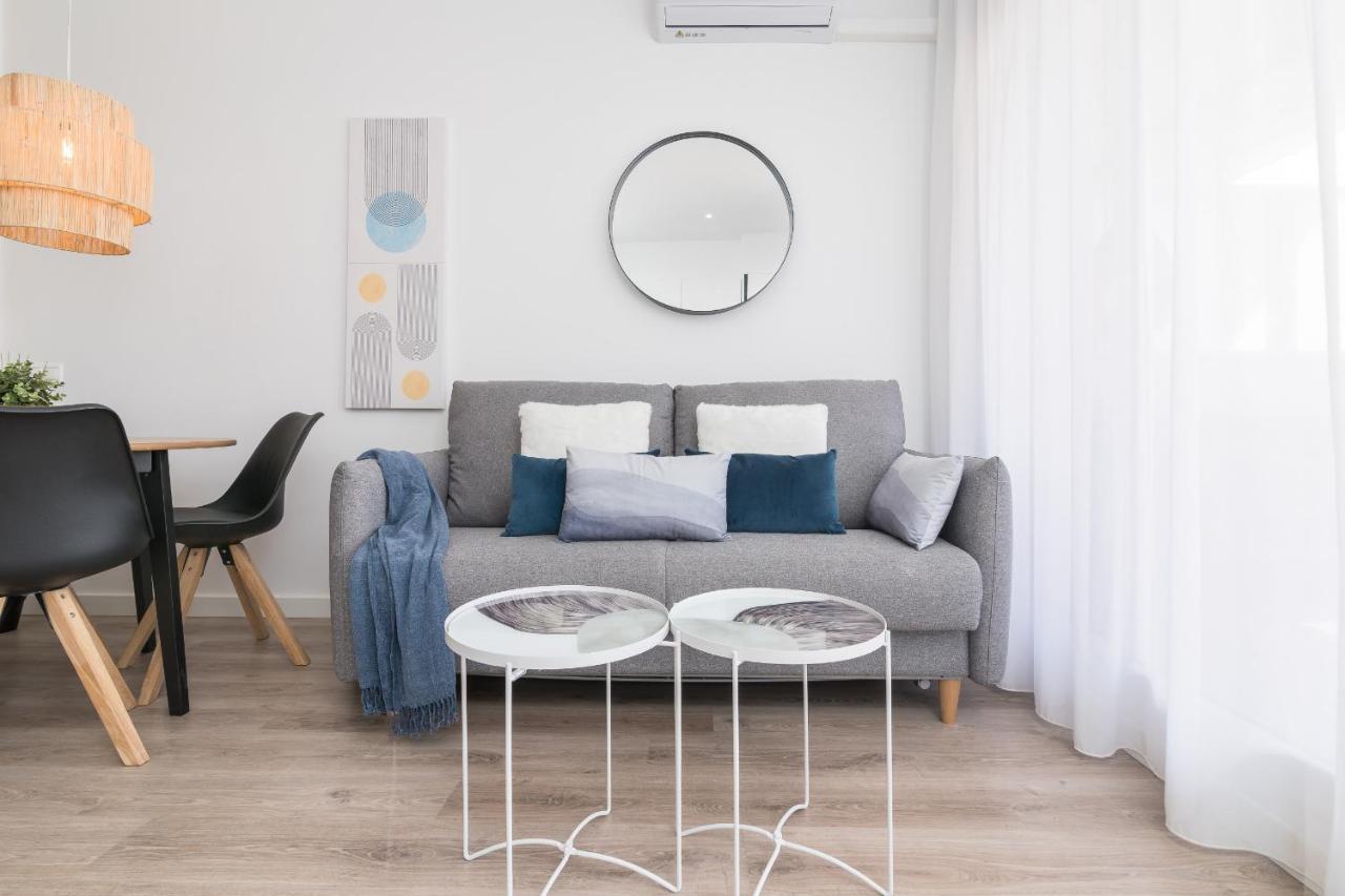 Suite Homes Hesperides Garden Beach Малага Екстериор снимка