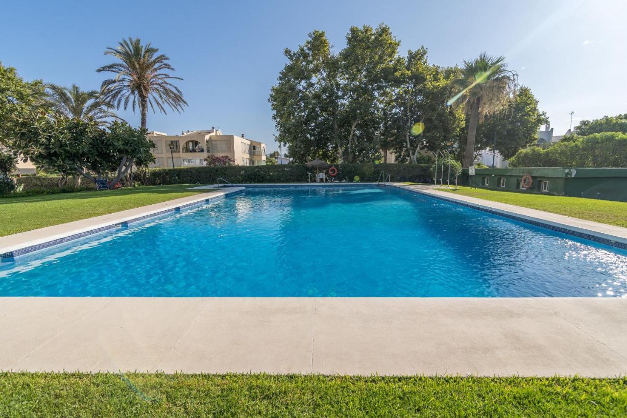 Suite Homes Hesperides Garden Beach Малага Екстериор снимка